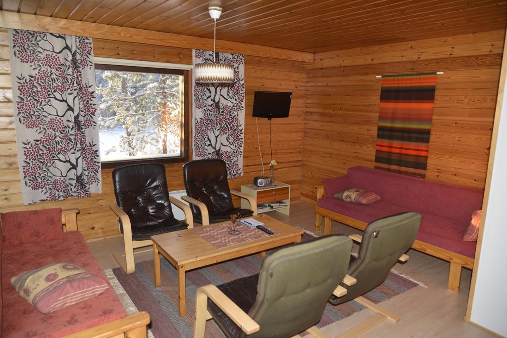 Tiirantuvat Villa Juankoski Szoba fotó